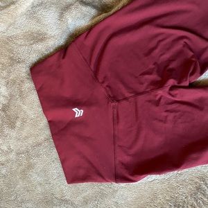 strong physique leggings